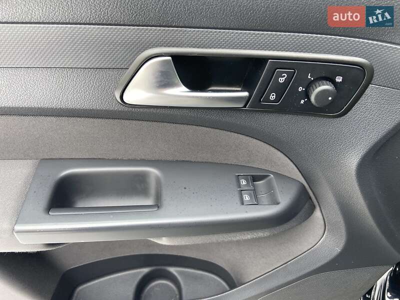 Мінівен Volkswagen Caddy 2014 в Києві