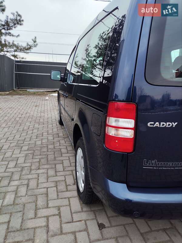 Мінівен Volkswagen Caddy 2012 в Чернівцях