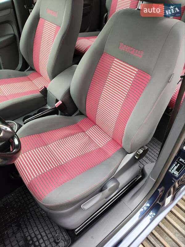 Мінівен Volkswagen Caddy 2012 в Чернівцях