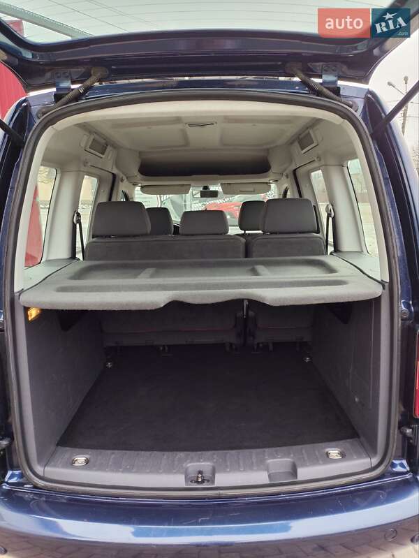 Мінівен Volkswagen Caddy 2012 в Чернівцях