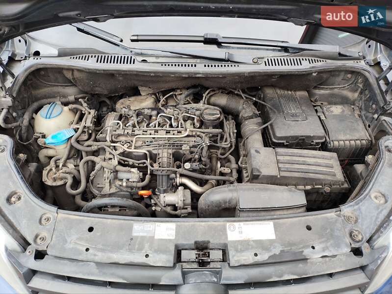 Мінівен Volkswagen Caddy 2012 в Чернівцях