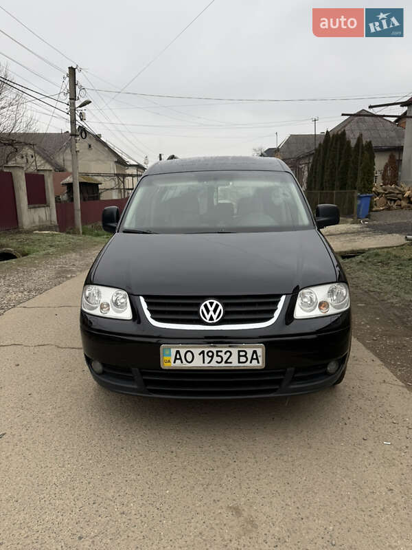 Минивэн Volkswagen Caddy 2004 в Виноградове