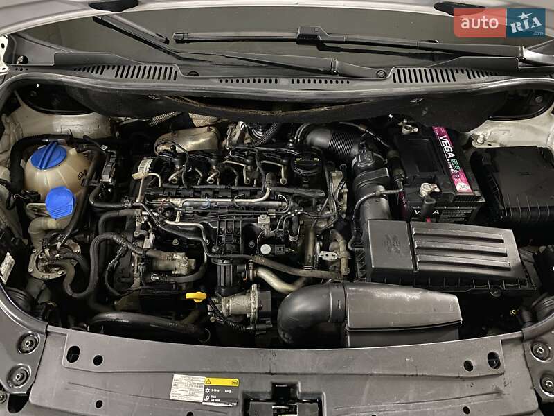 Грузовой фургон Volkswagen Caddy 2015 в Умани