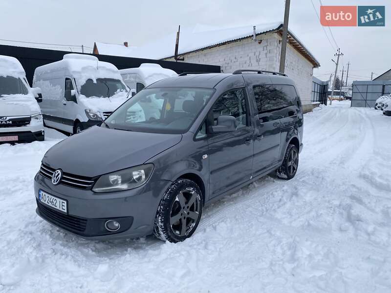 Volkswagen Caddy 2011