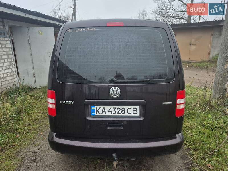 Минивэн Volkswagen Caddy 2011 в Киеве