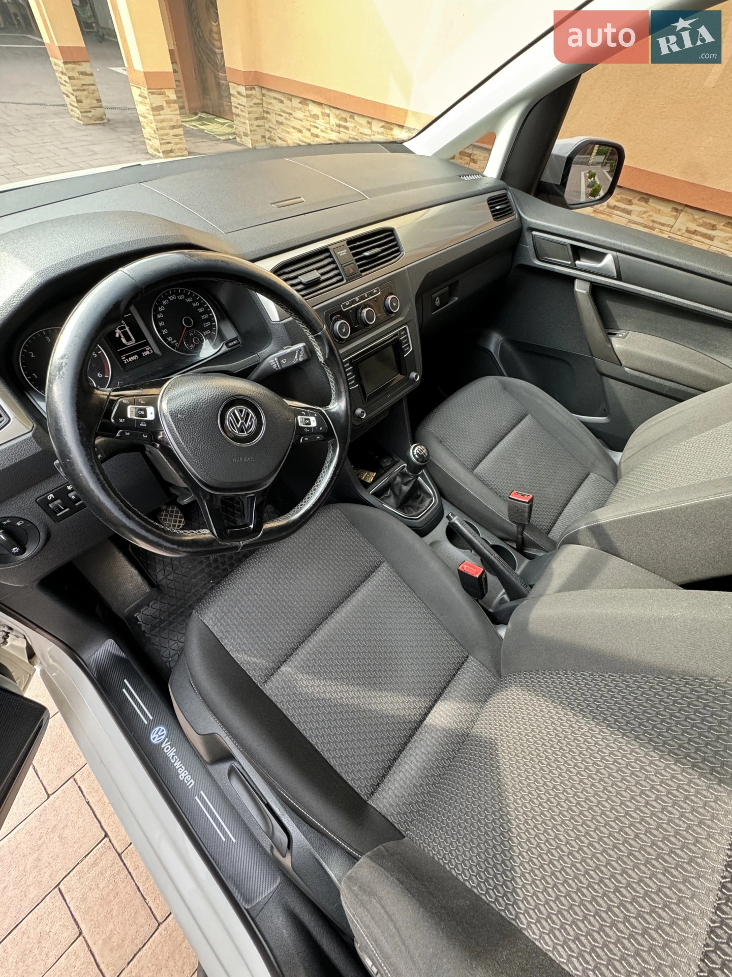 2015 Volkswagen Caddy - мініатюра 9