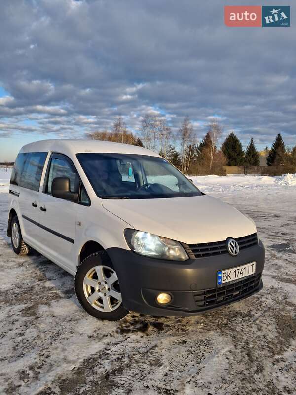 Volkswagen Caddy 2011