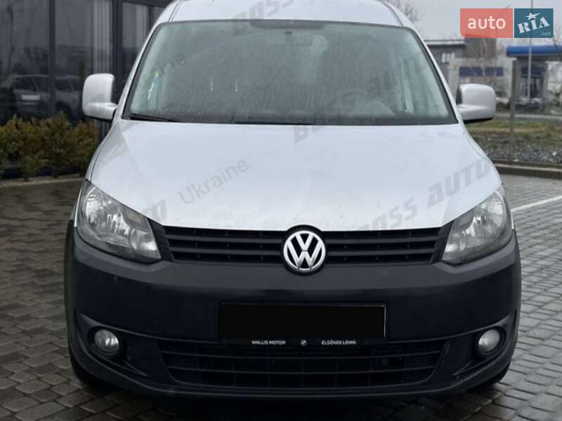 Минивэн Volkswagen Caddy 2015 в Виноградове