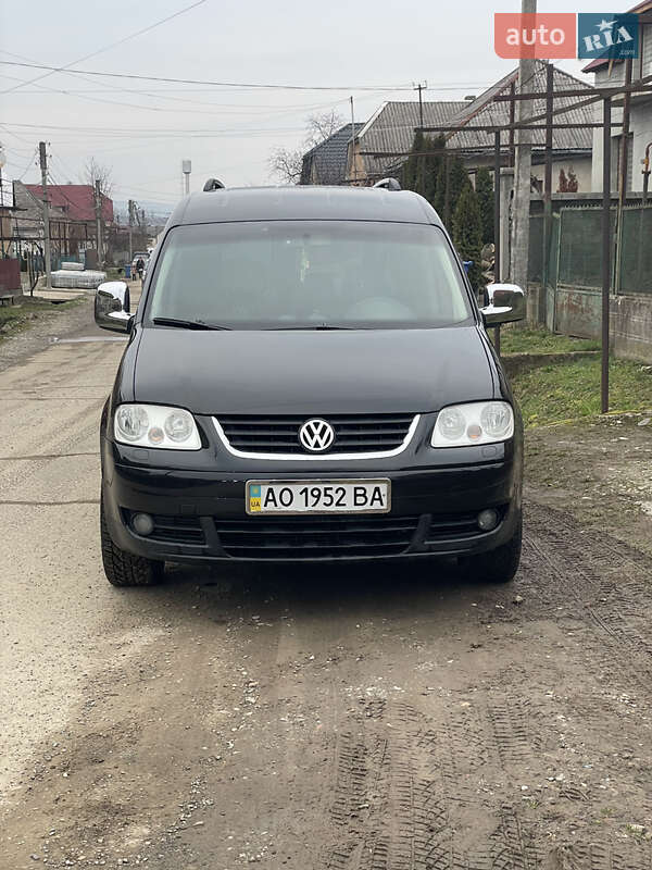 Минивэн Volkswagen Caddy 2004 в Виноградове