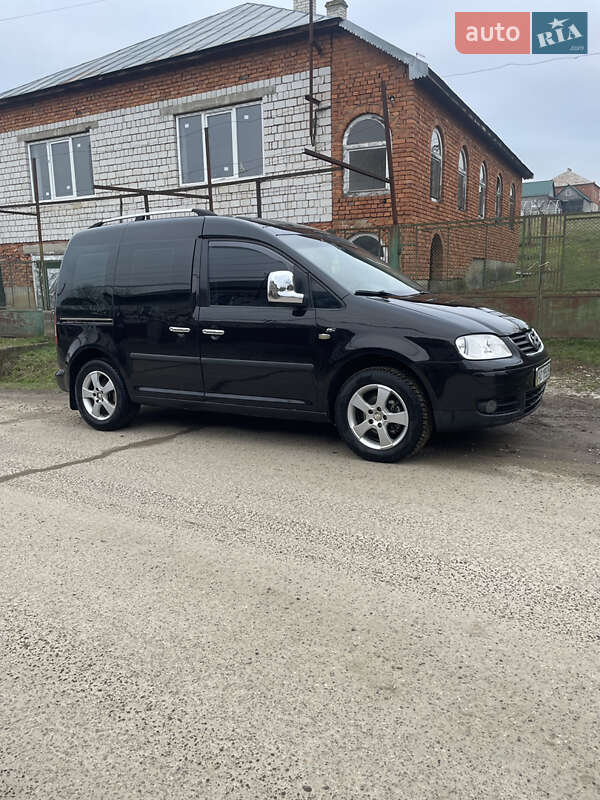 Минивэн Volkswagen Caddy 2004 в Виноградове