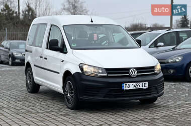 Мінівен Volkswagen Caddy 2016 в Старокостянтинові