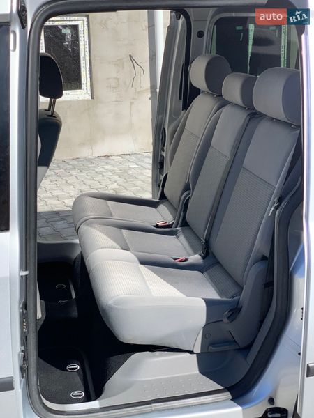 Минивэн Volkswagen Caddy 2009 в Кременце