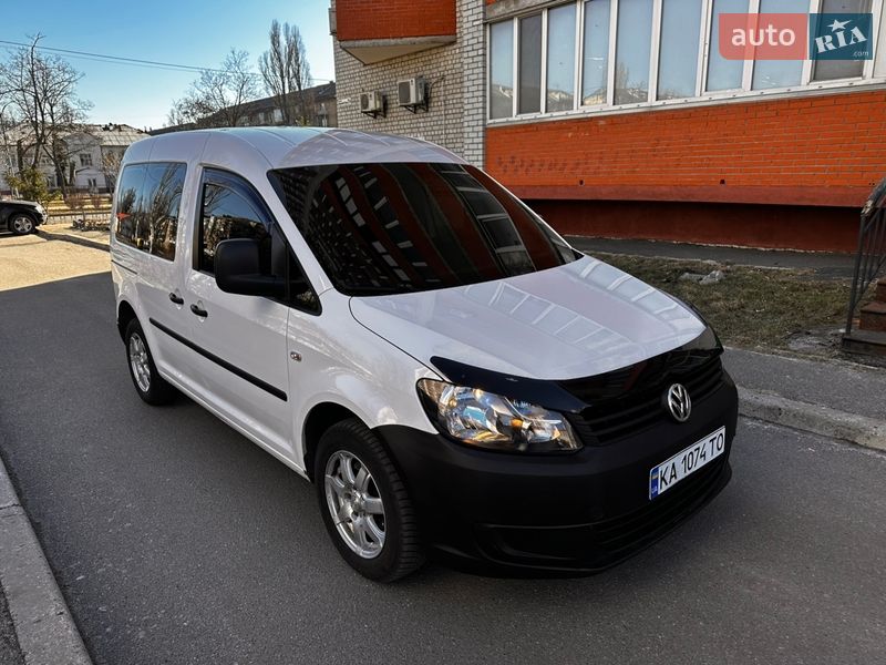 Volkswagen Caddy 2011