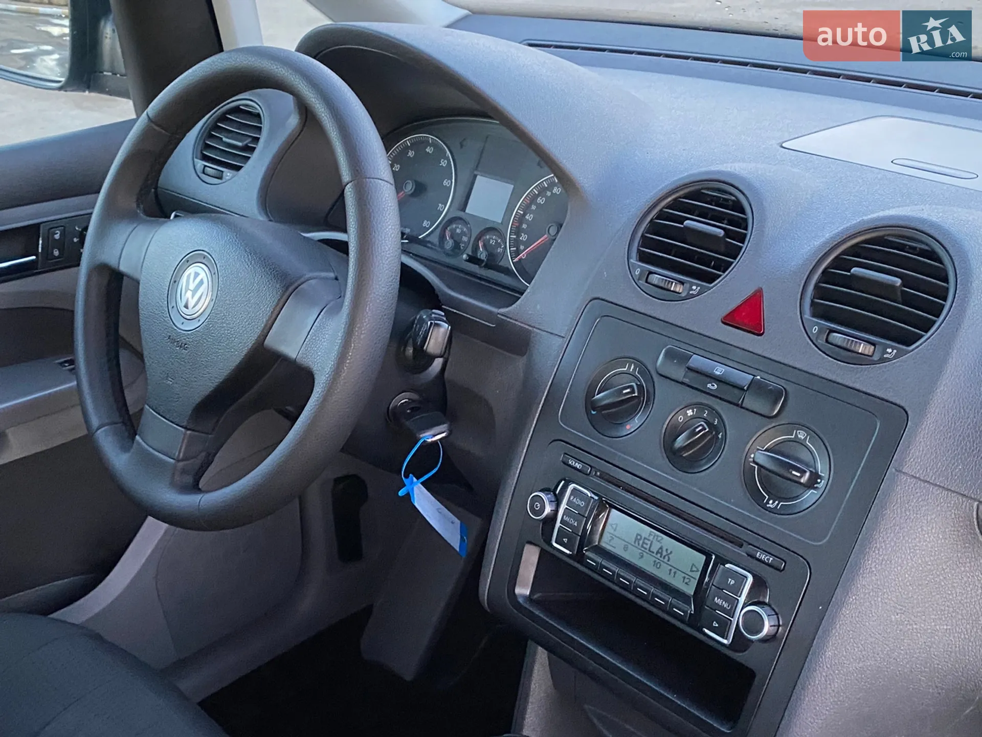 2010 Volkswagen Caddy - мініатюра 32
