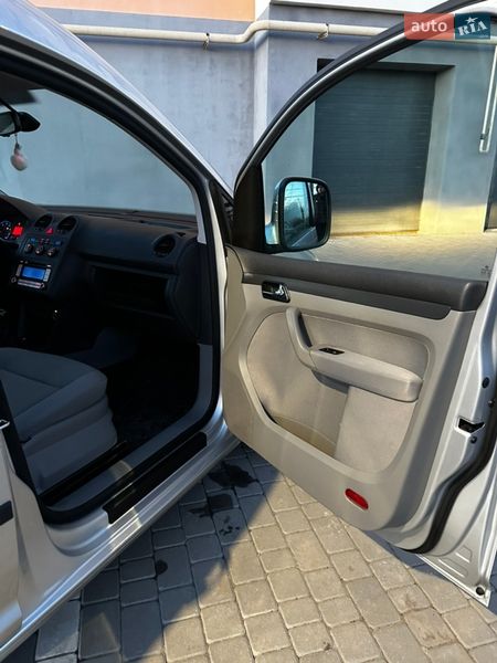 Минивэн Volkswagen Caddy 2008 в Виннице