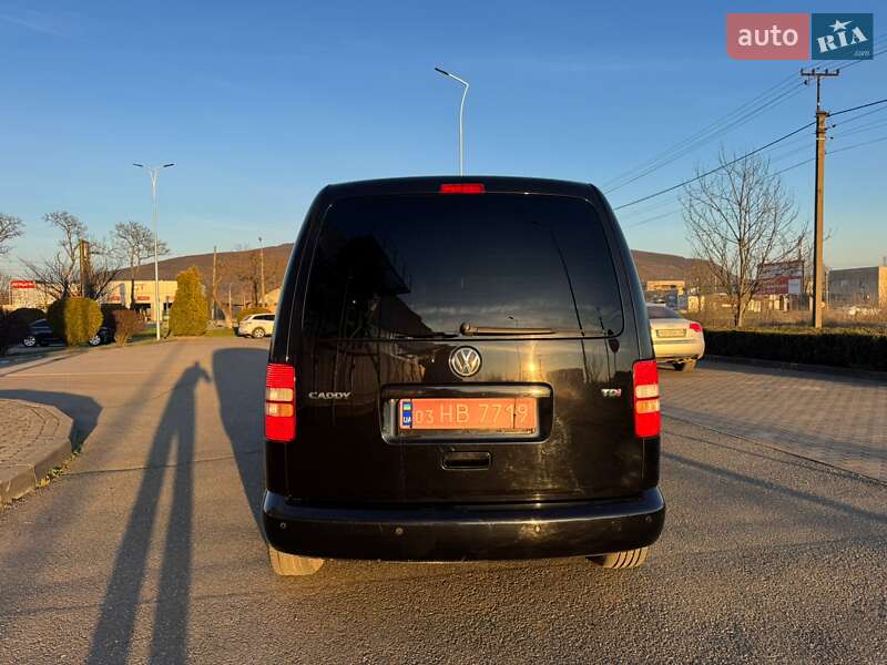 Минивэн Volkswagen Caddy 2014 в Виноградове