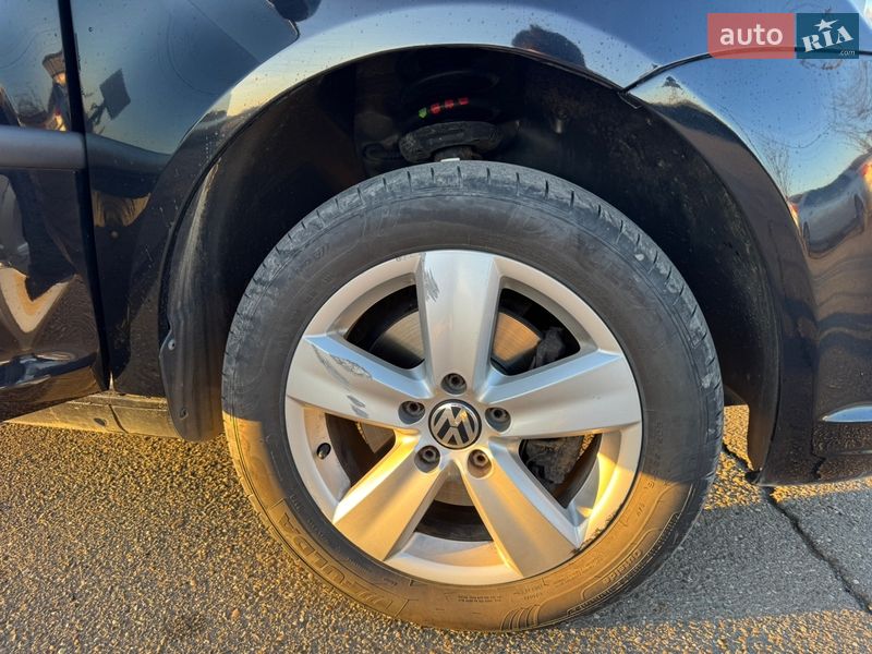 Минивэн Volkswagen Caddy 2014 в Виноградове