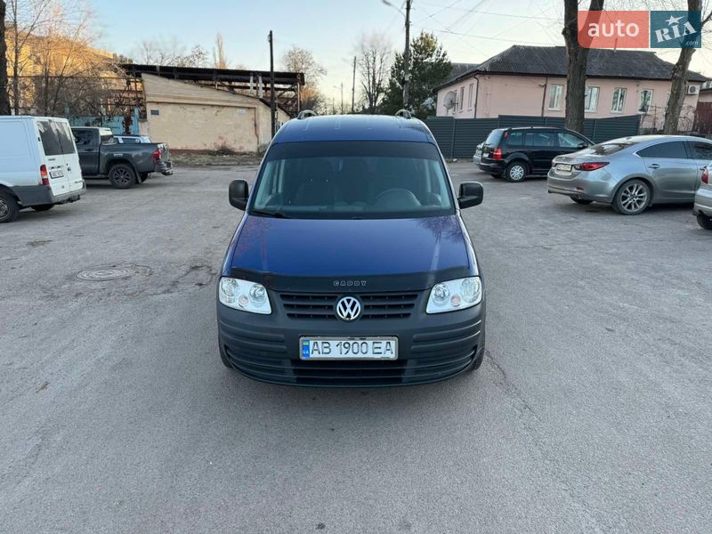 Минивэн Volkswagen Caddy 2010 в Днепре