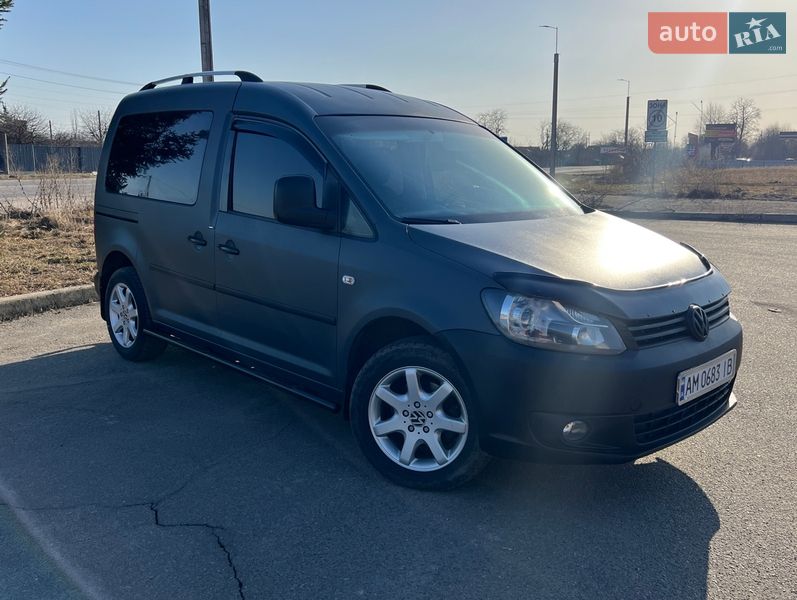 Минивэн Volkswagen Caddy 2011 в Бердичеве