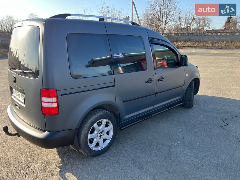 Минивэн Volkswagen Caddy 2011 в Бердичеве