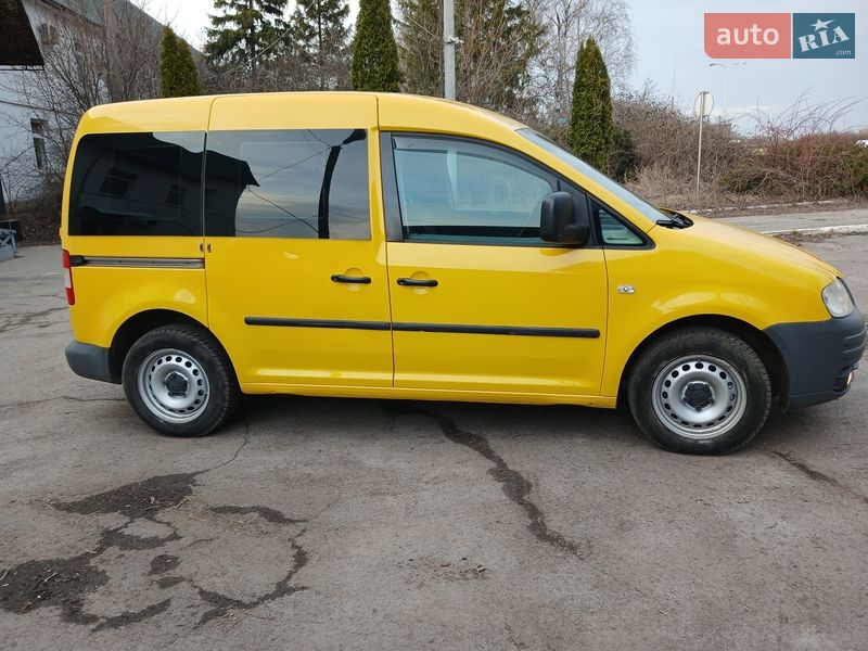 Минивэн Volkswagen Caddy 2007 в Гадяче