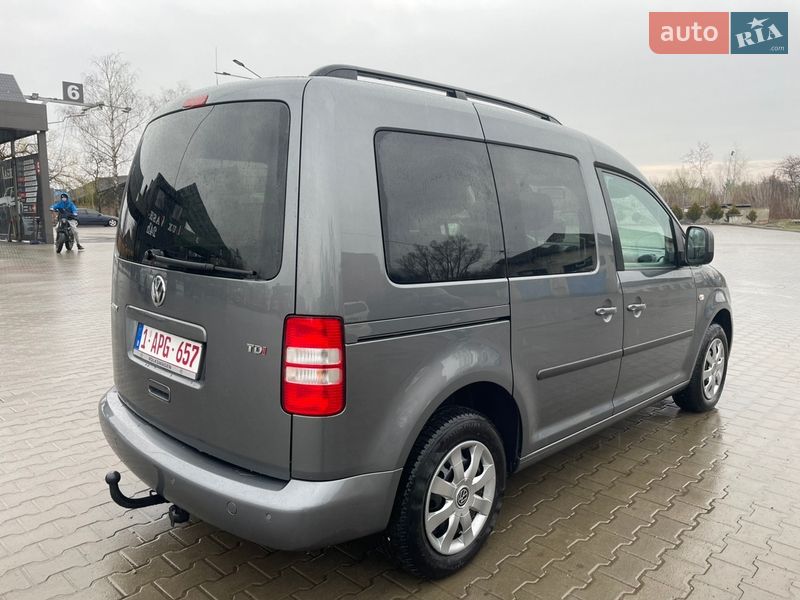 Минивэн Volkswagen Caddy 2015 в Коломые