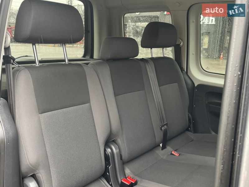 Минивэн Volkswagen Caddy 2015 в Коломые