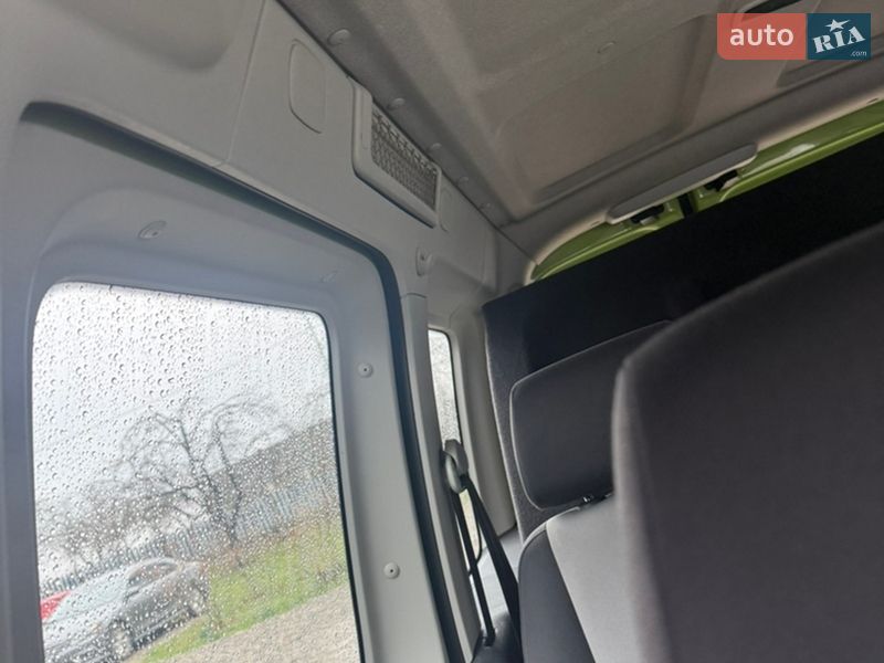 Мінівен Volkswagen Caddy 2013 в Надвірній