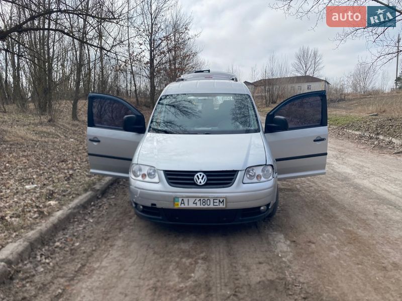 Минивэн Volkswagen Caddy 2010 в Буче