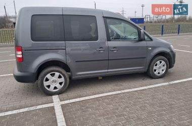 Минивэн Volkswagen Caddy 2014 в Нововолынске