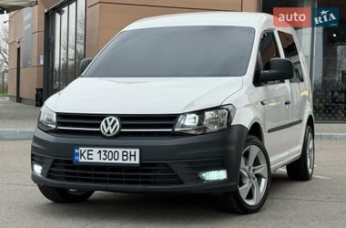 Вантажопасажирський фургон Volkswagen Caddy 2016 в Дніпрі