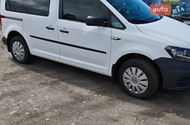 Минивэн Volkswagen Caddy 2015 в Киеве