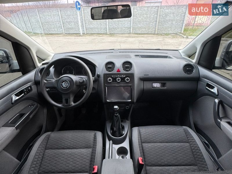 Минивэн Volkswagen Caddy 2011 в Каменке