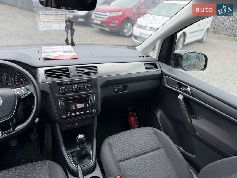 Минивэн Volkswagen Caddy 2017 в Сарнах