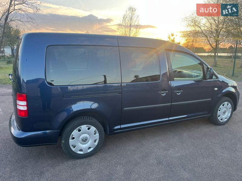 Минивэн Volkswagen Caddy 2011 в Лубнах