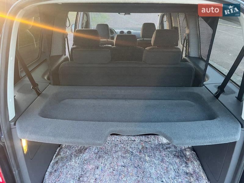 Минивэн Volkswagen Caddy 2011 в Лубнах