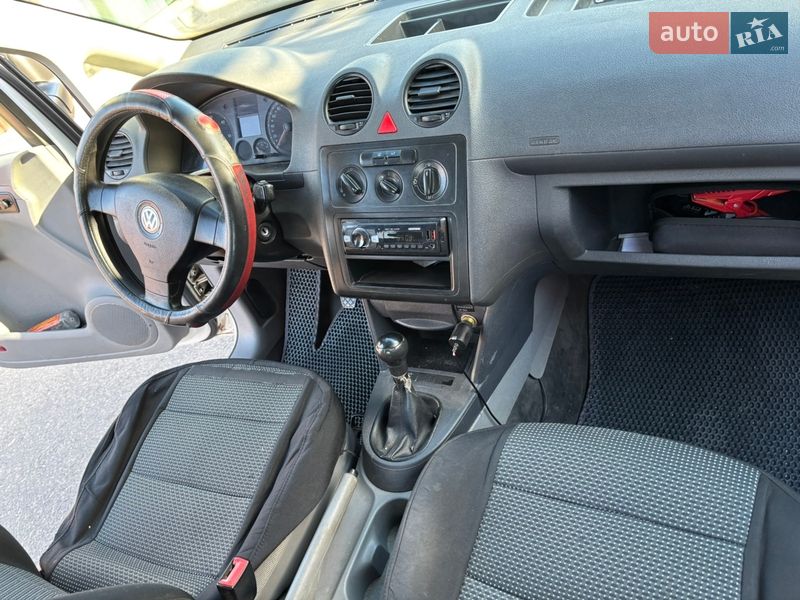 Минивэн Volkswagen Caddy 2007 в Александрие