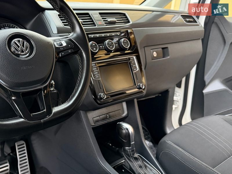 Минивэн Volkswagen Caddy 2017 в Львове фото 46 Минивэн Volkswagen Caddy 2017 в Львове