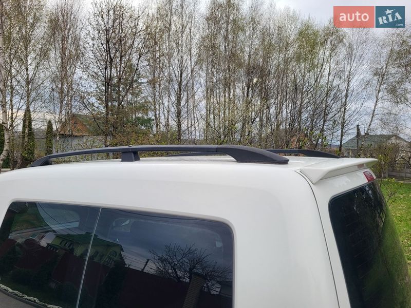 Минивэн Volkswagen Caddy 2006 в Хмельницком