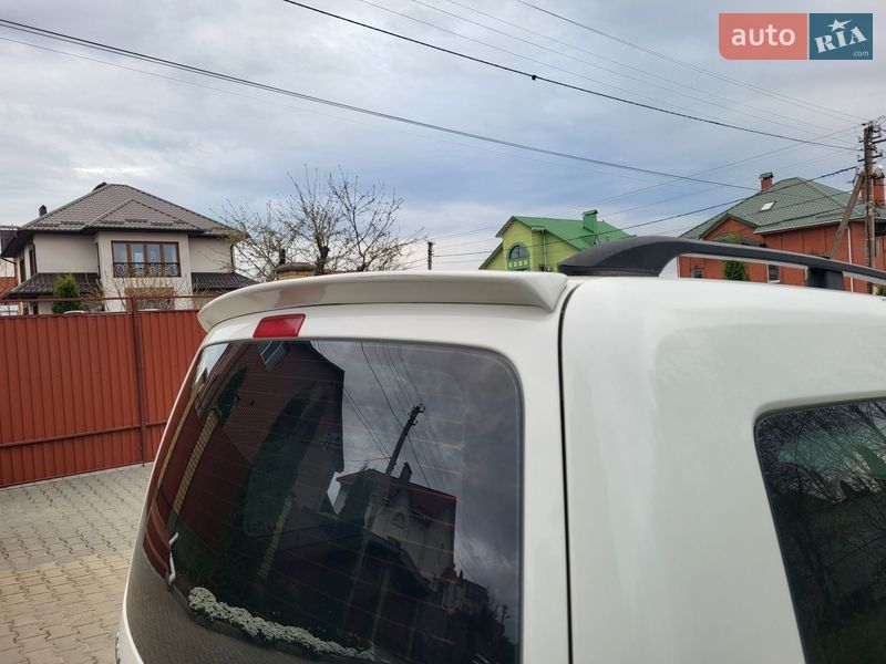 Минивэн Volkswagen Caddy 2006 в Хмельницком