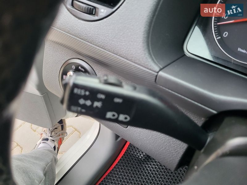 Минивэн Volkswagen Caddy 2006 в Хмельницком