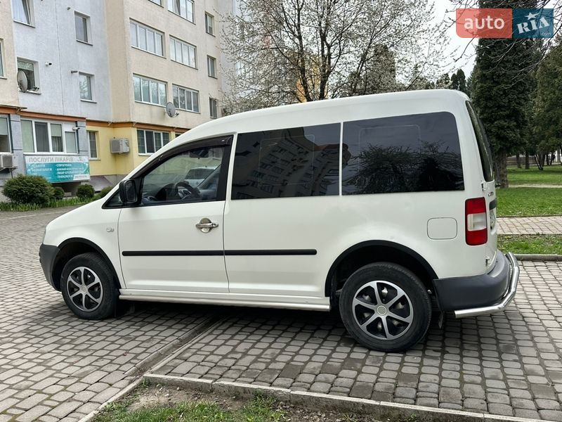 Минивэн Volkswagen Caddy 2004 в Каменец-Подольском