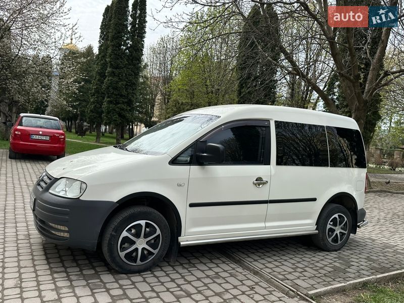 Минивэн Volkswagen Caddy 2004 в Каменец-Подольском