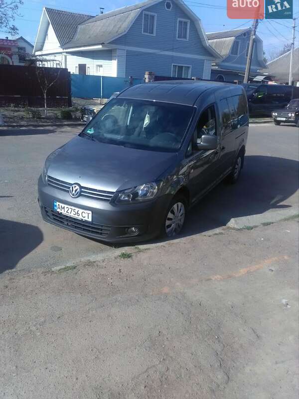Volkswagen Caddy 2011