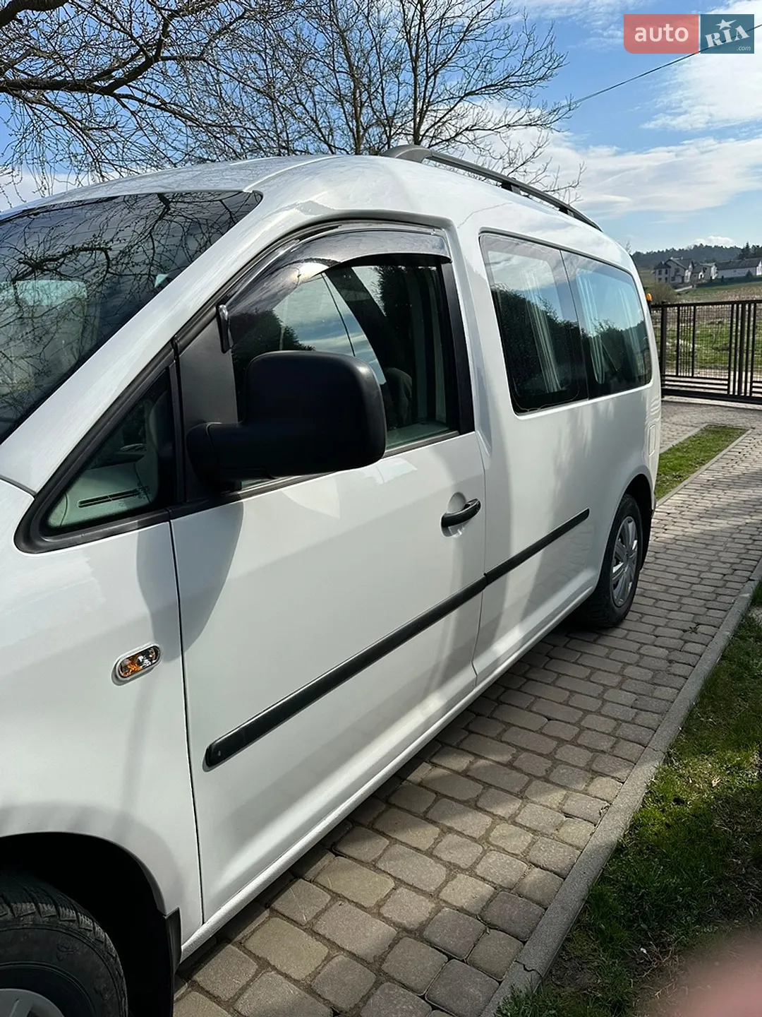 2010 Volkswagen Caddy - мініатюра 30
