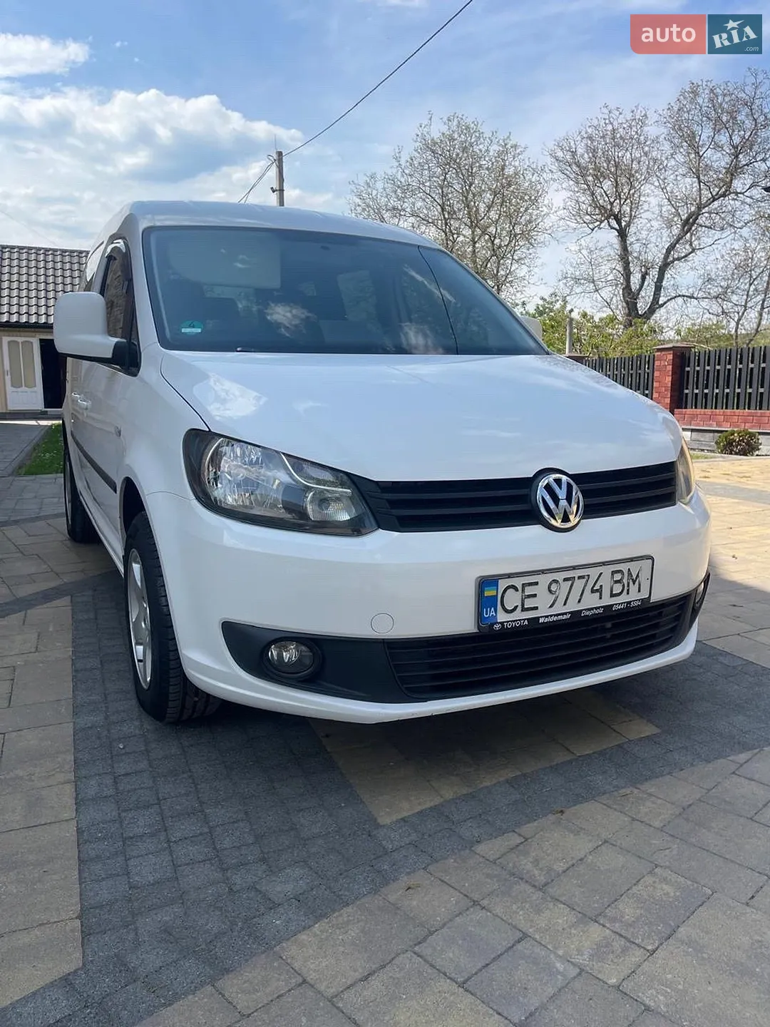 2011 Volkswagen Caddy - фото 1