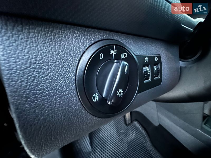 Минивэн Volkswagen Caddy 2014 в Черновцах