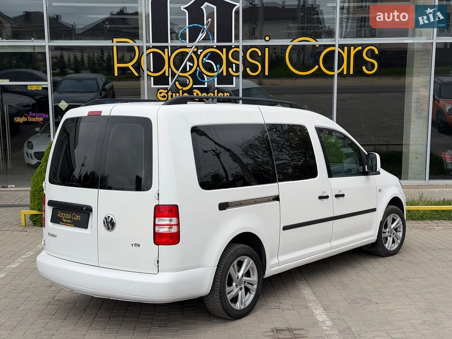 2010 Volkswagen Caddy - мініатюра 3