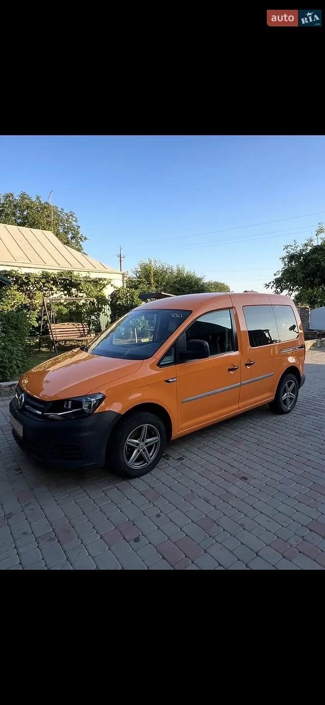 2017 Volkswagen Caddy - фото 1
