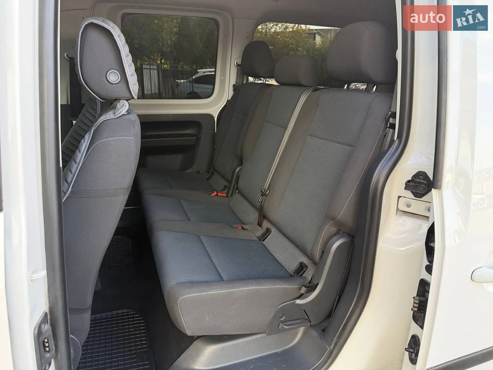 2017 Volkswagen Caddy - мініатюра 27